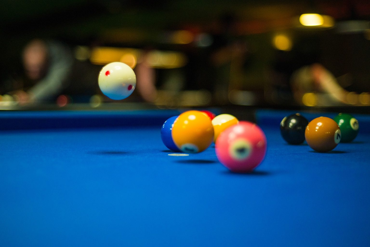 8-ball-pool-rules-know-all-the-tips-tricks-pool-cue-champ