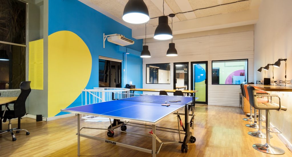 Can you put a ping pong table top on a pool table?